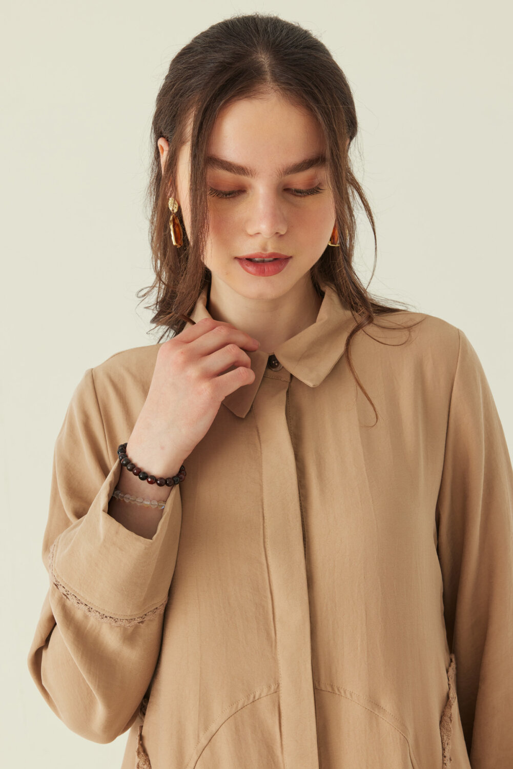 Gömlek Yaka Dantelli Elbise Bej - 3