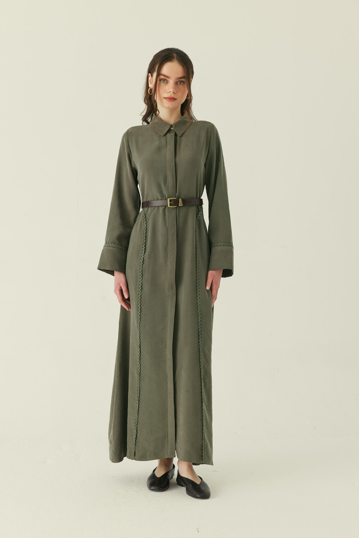 Gömlek Yaka Dantelli Elbise Haki