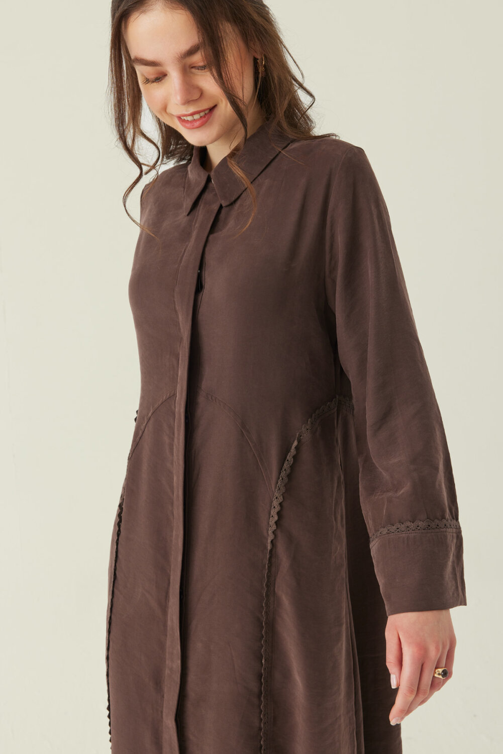 Gömlek Yaka Dantelli Elbise Kahverengi - 4