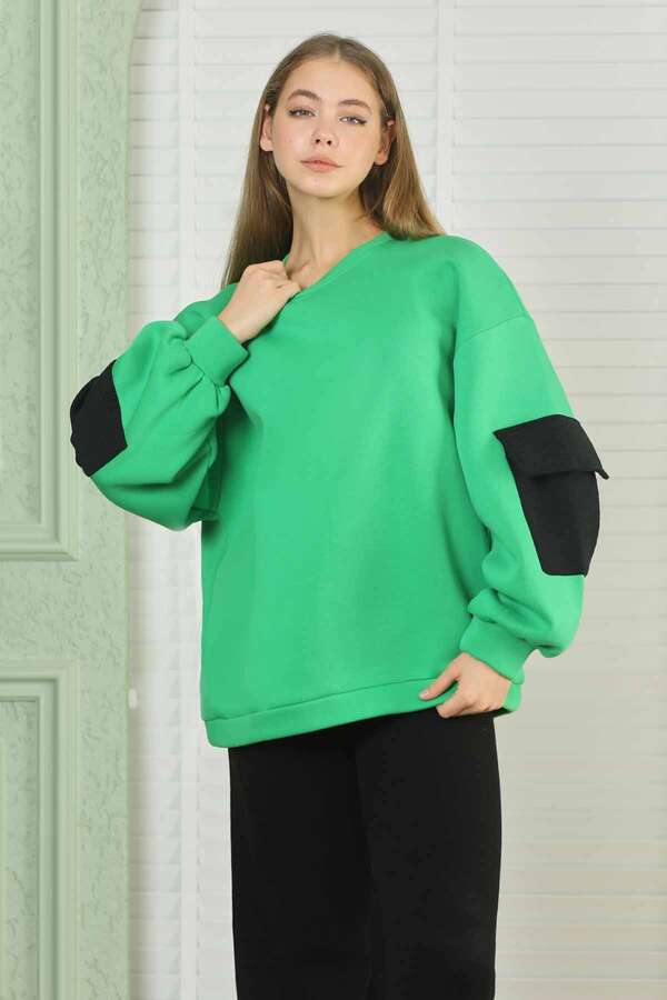 Green Oversize Sweat with Pocket on Sleeves - 4