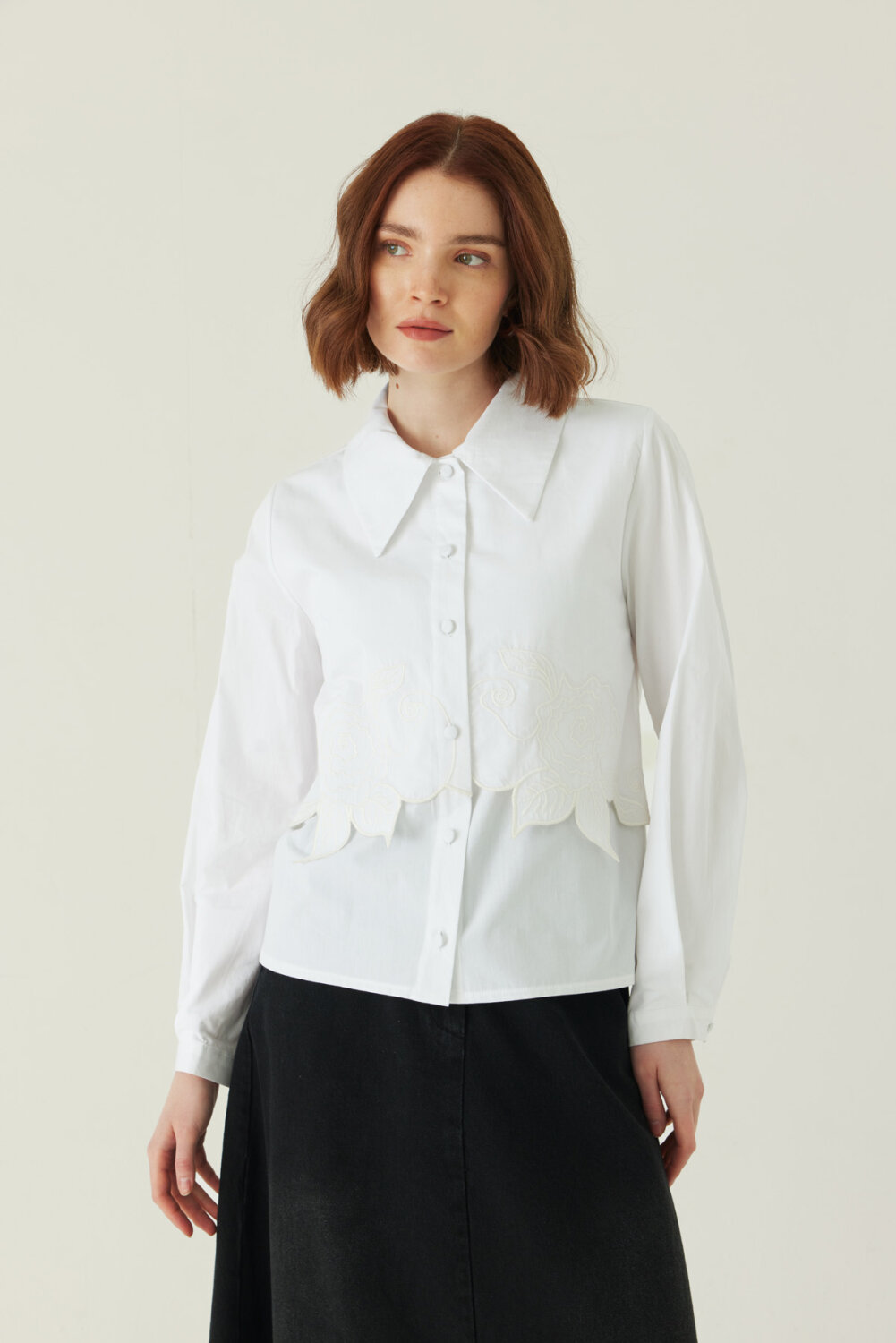 Gül Nakışlı Poplin Gömlek Beyaz 