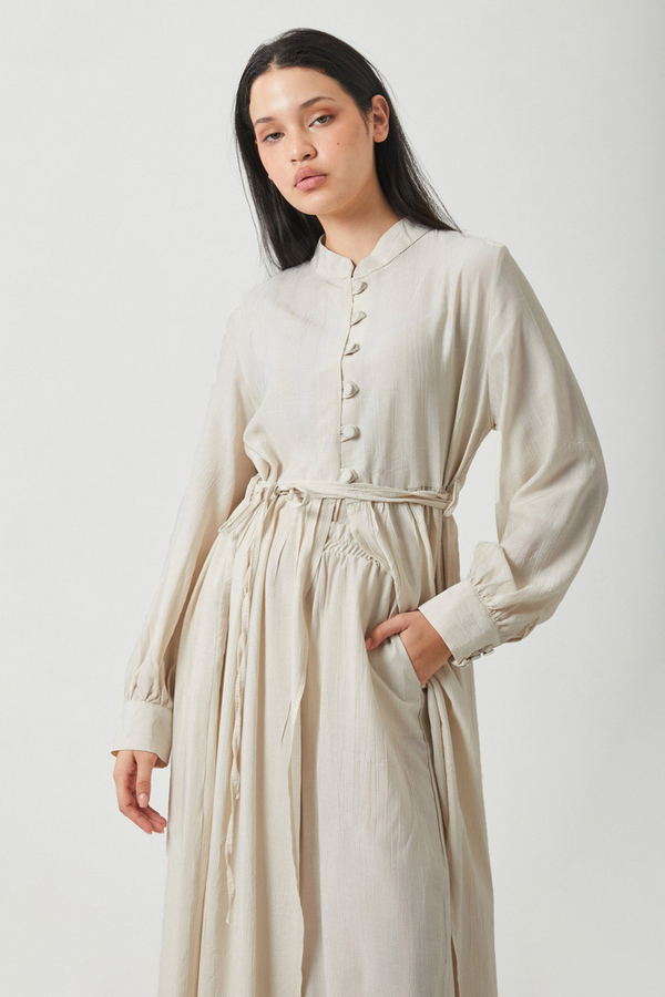 Half-Buttoned Abaya Set in Ecru - 11