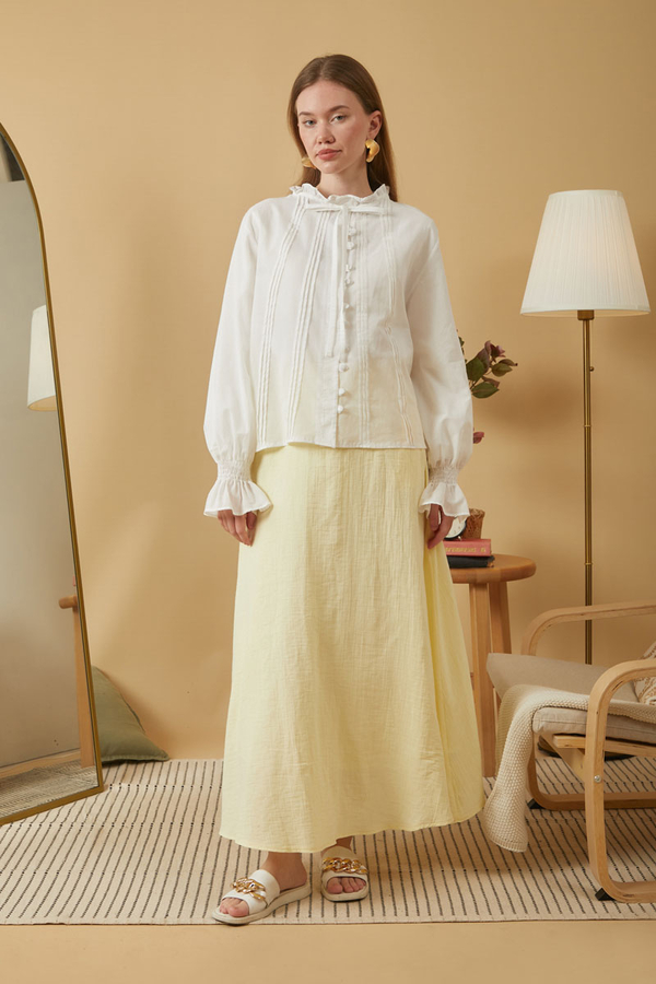 ie-Neck Pleated Voile Blouse White - 8