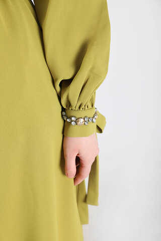 Judge Collar Laced Abaya Oil Green - 4