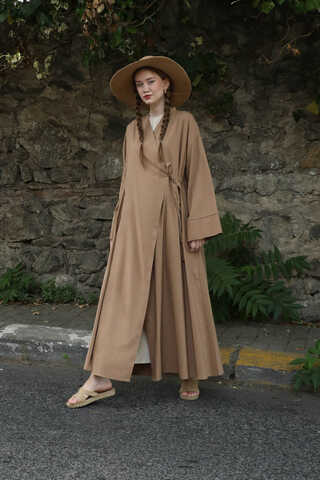 Kruvaze Bağlamalı Abaya Camel - 3