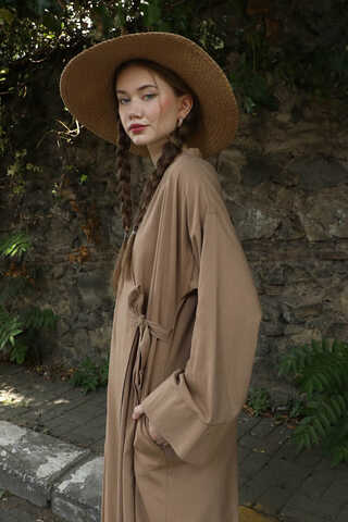 Kruvaze Bağlamalı Abaya Camel - 8