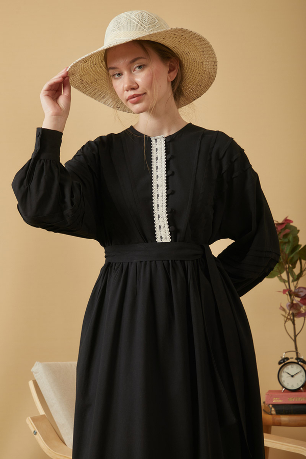 Lace and Pintuck Detailed Dress Black - 10