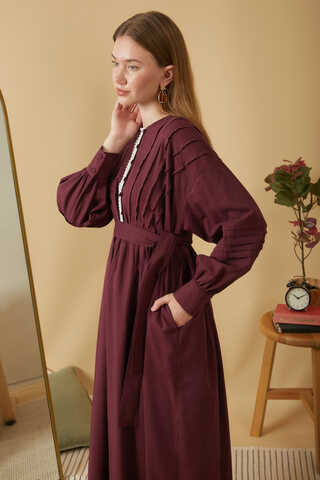 Lace and Pintuck Detailed Dress Burgundy - 10