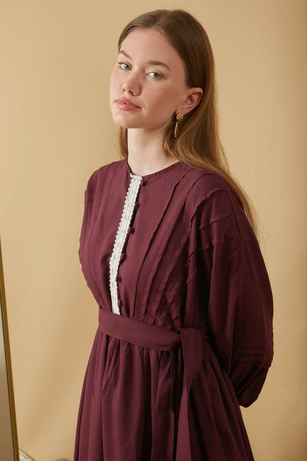 Lace and Pintuck Detailed Dress Burgundy - 11