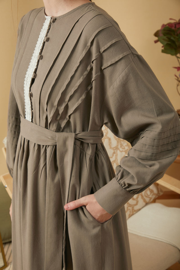 Lace and Pintuck Detailed Dress Earth - 5