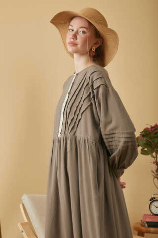 Lace and Pintuck Detailed Dress Earth - 11