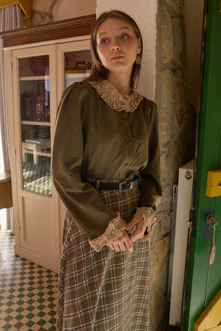 Lace Detail Short Suede Shirt Khaki - 11