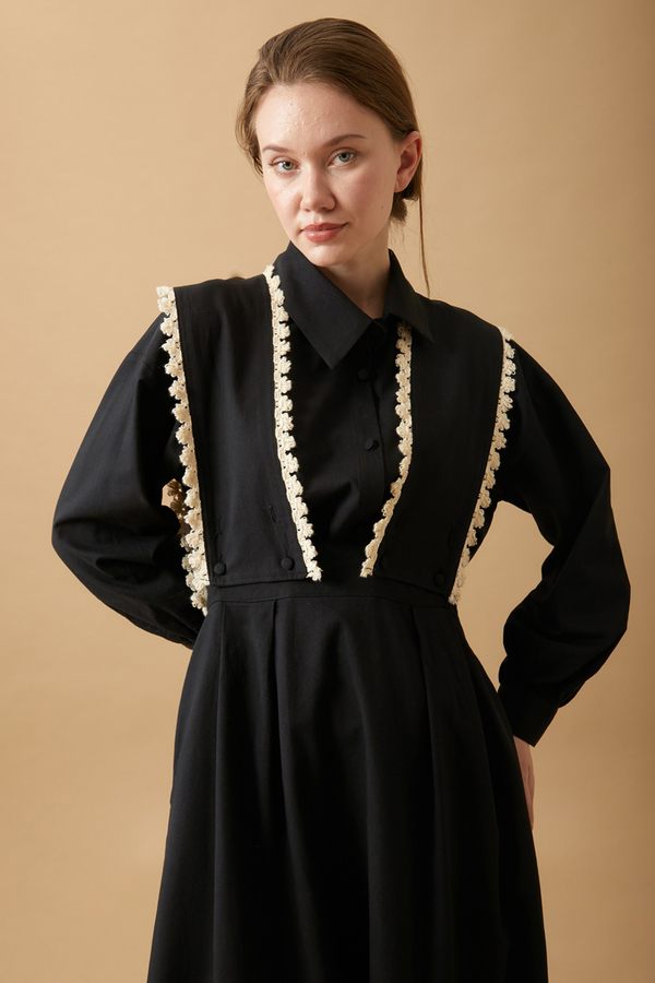 Lace Pinafore Black - 9