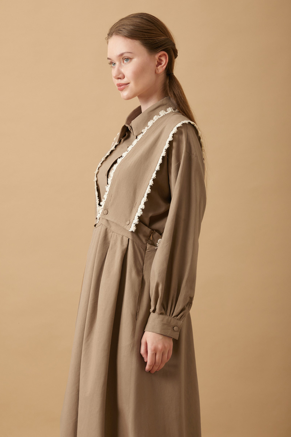 Lace Pinafore Vizon - 18