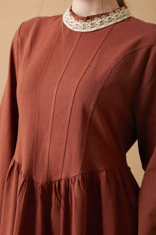 Lace-Trimmed Linen Dress Brick - 14