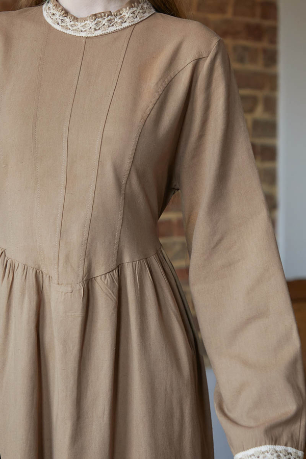 Lace-Trimmed Linen Dress Camel  - 2