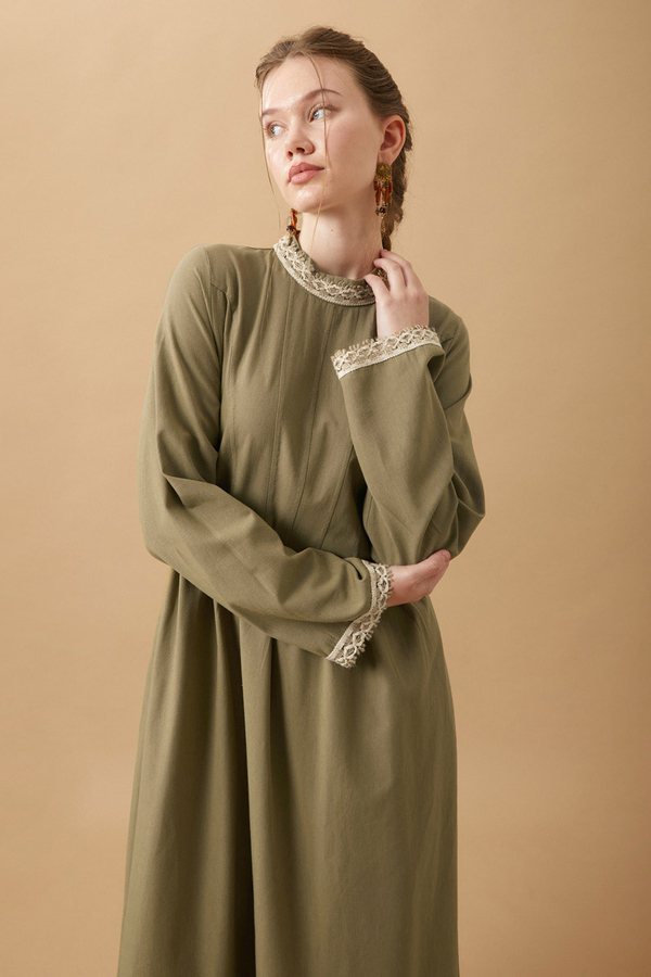 Lace-Trimmed Linen Dress Khaki - 8