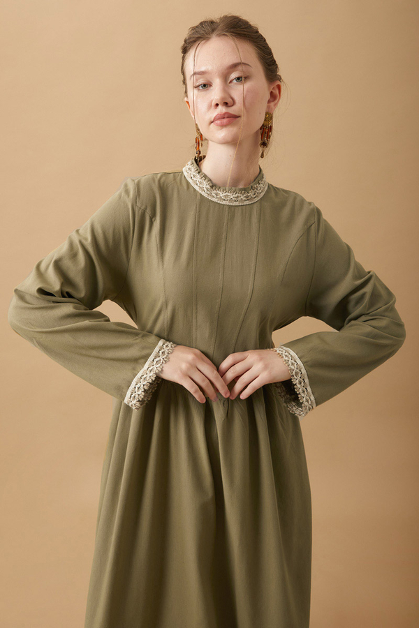Lace-Trimmed Linen Dress Khaki - 3