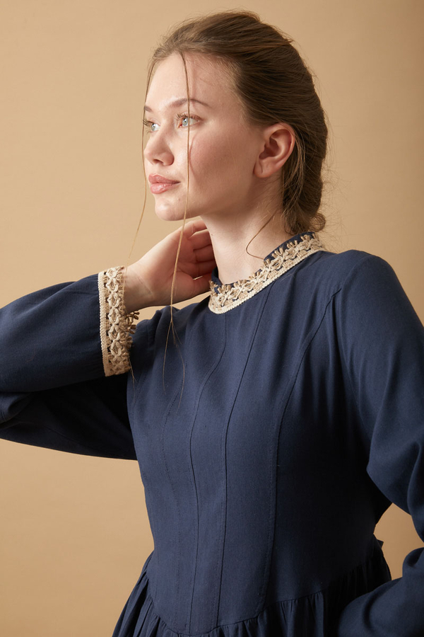 Lace-Trimmed Linen Dress Navy Blue - 4