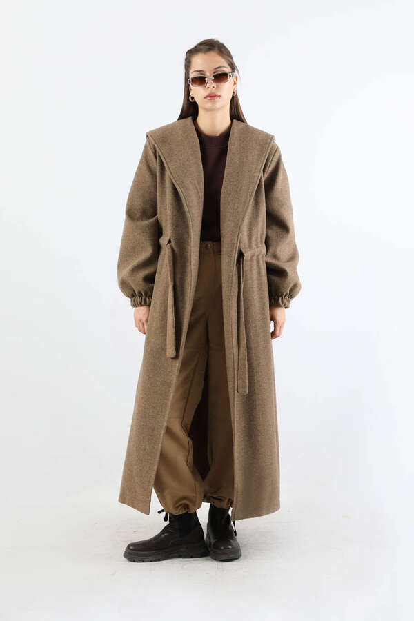 Maria Long Cachet Coat Tan 