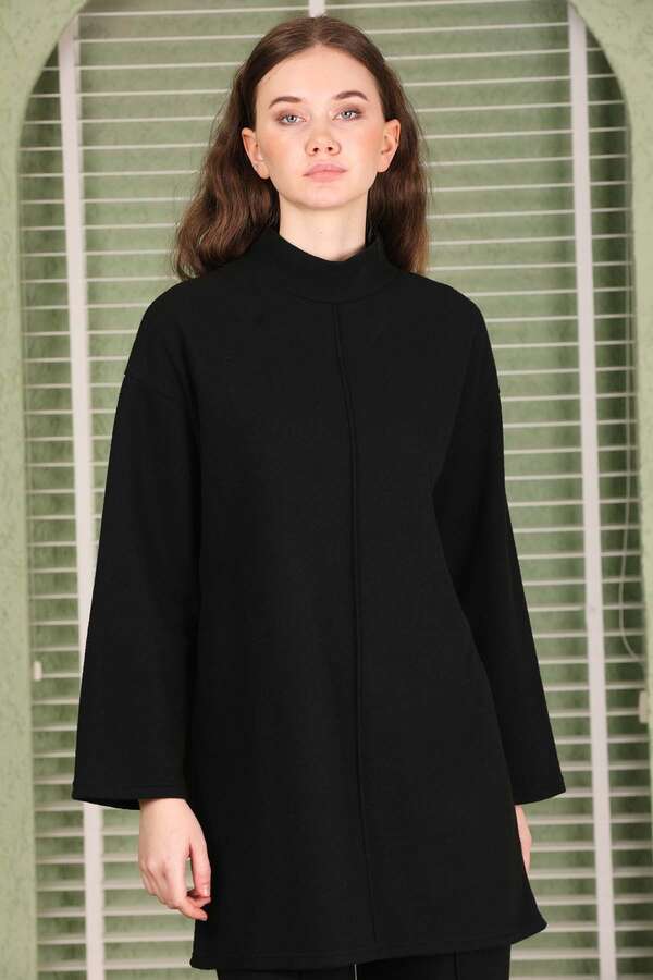 Medium Striped Suit Black - 3