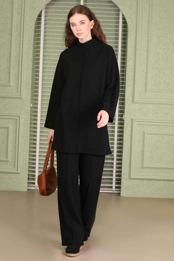 Medium Striped Suit Black - 5