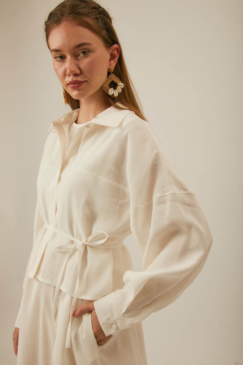 Modal Gömlekli Takım Beyaz