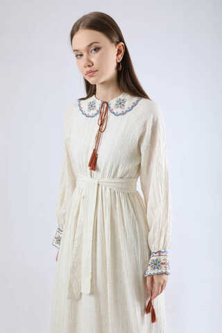 Nakışlı Bebe Yaka Elbise Lila - 2