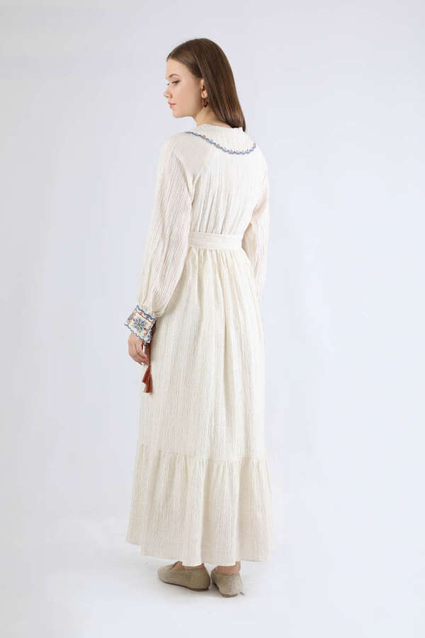 Nakışlı Bebe Yaka Elbise Lila - 5