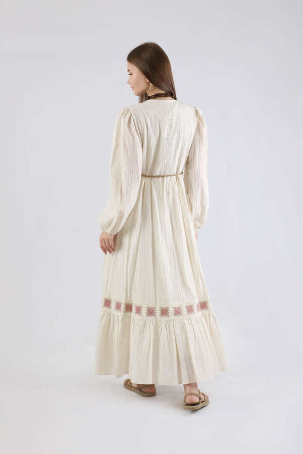 Nakışlı Krinkıl Elbise Pudra - 5