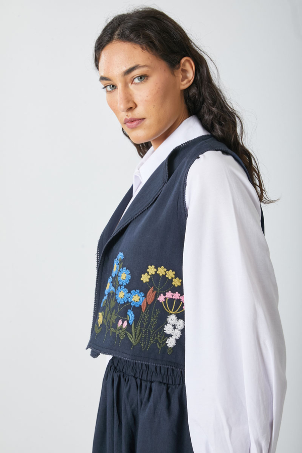 Embroidered Vest Skirt Set Navy - 8