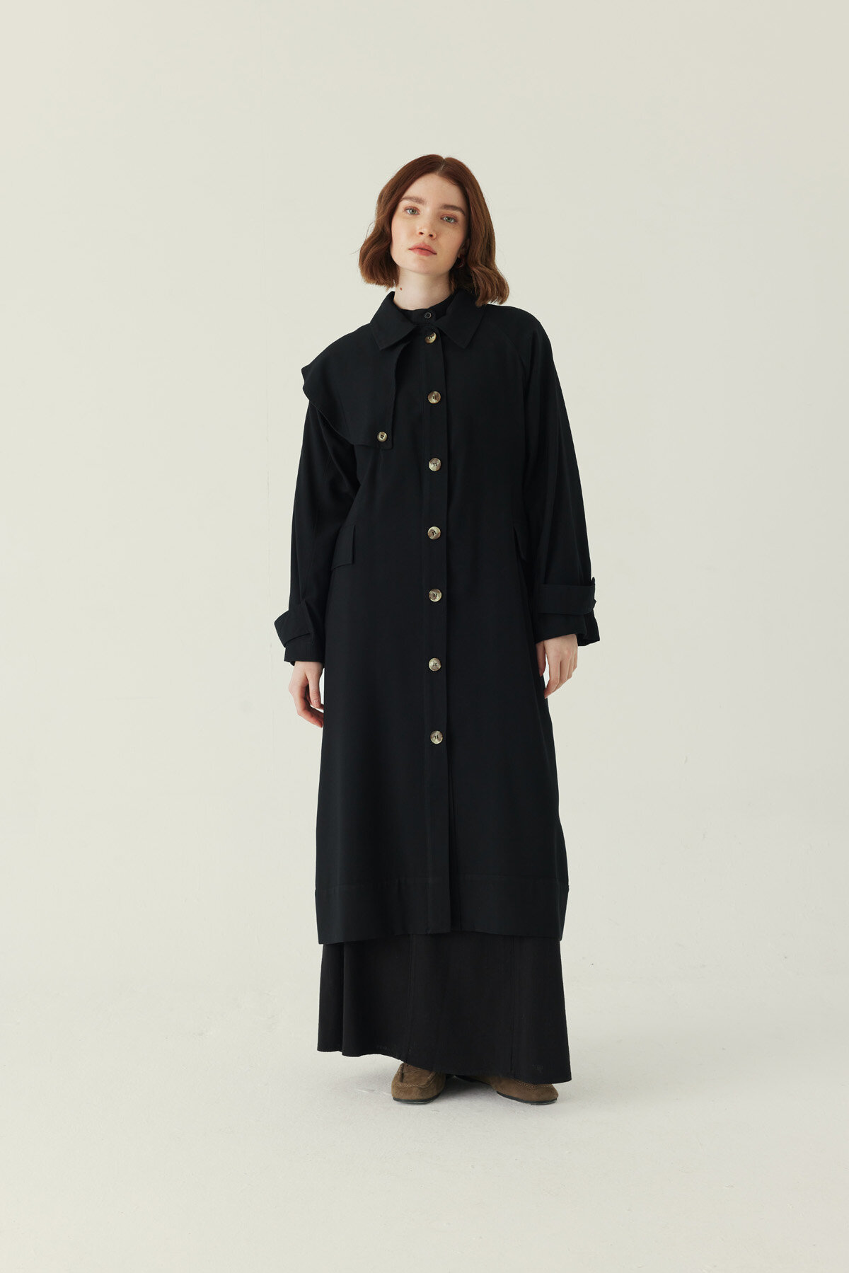 Omuzdan Parçalı Tensel Trençkot Siyah