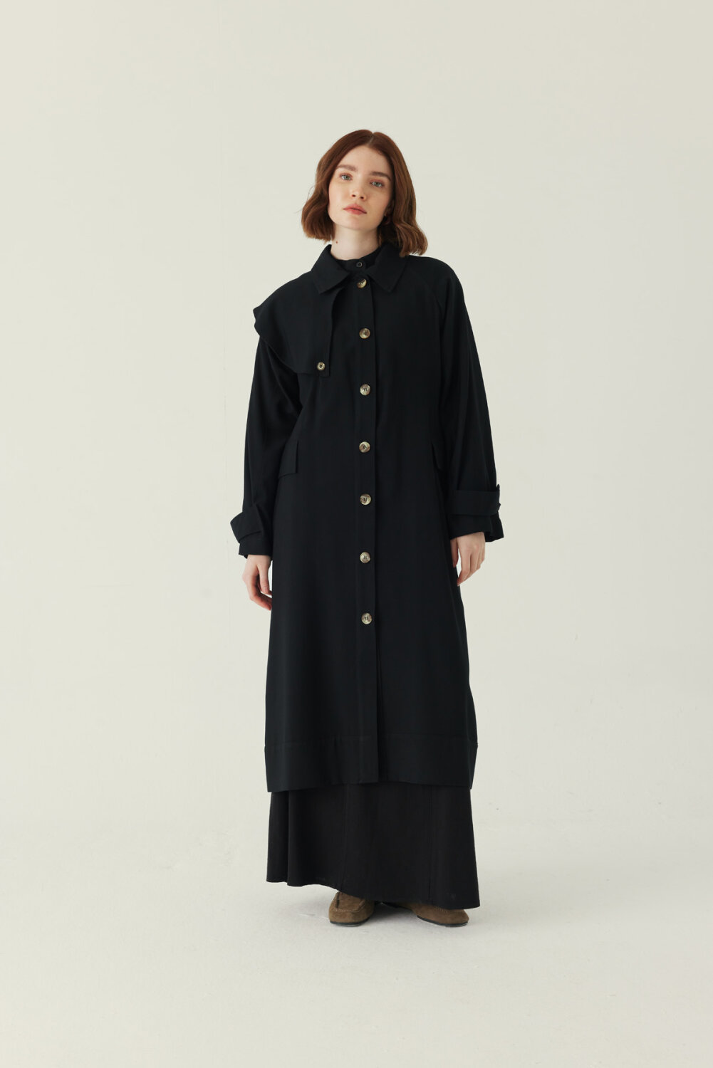 Omuzdan Parçalı Tensel Trençkot Siyah 