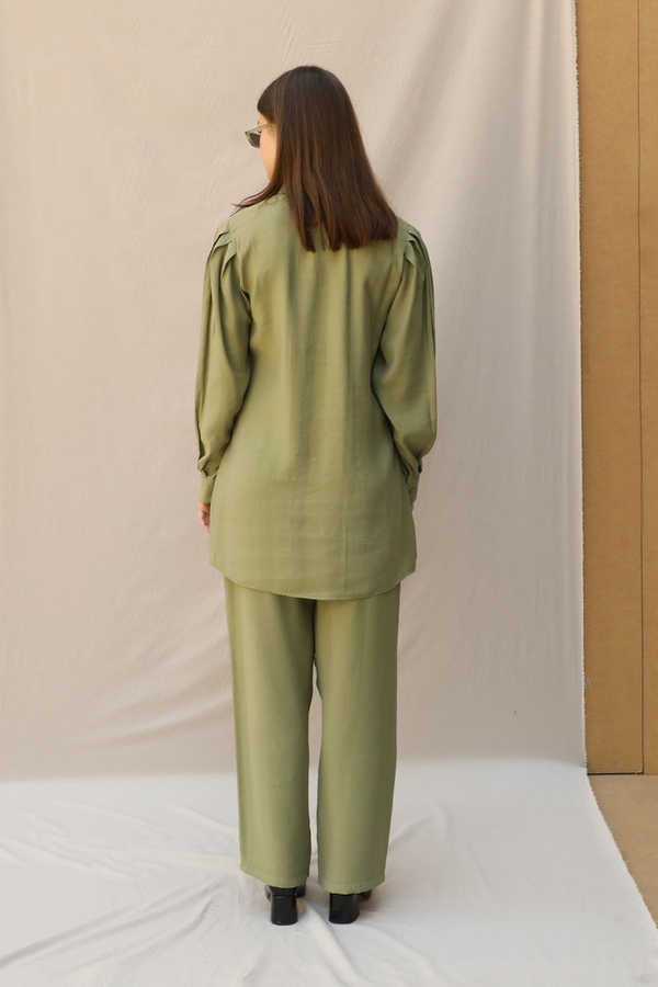 Omuzu Pileli Gömlek Takım Yağ Yeşili - 6
