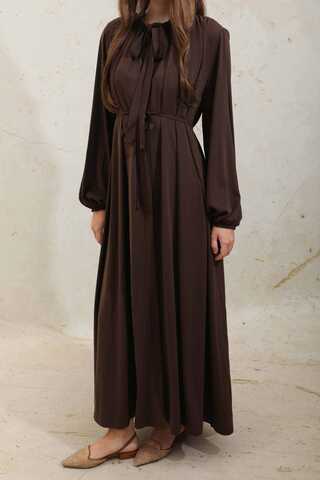 Omzu Pileli Fularlı Elbise Acı Kahve - 6
