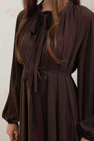 Omzu Pileli Fularlı Elbise Acı Kahve - 8