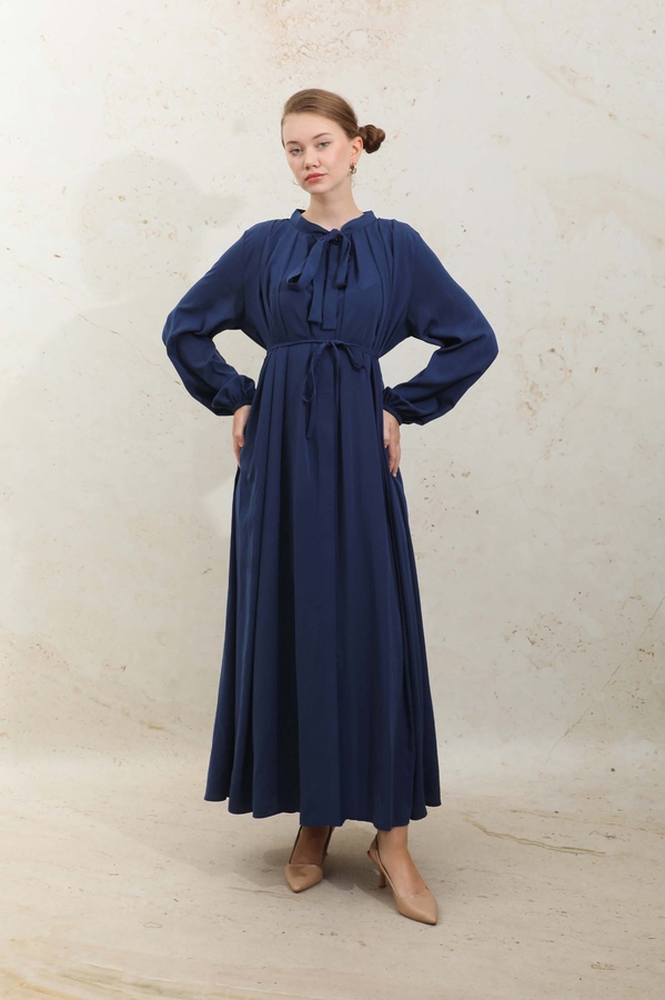 Omzu Pileli Fularlı Elbise Lacivert - 5