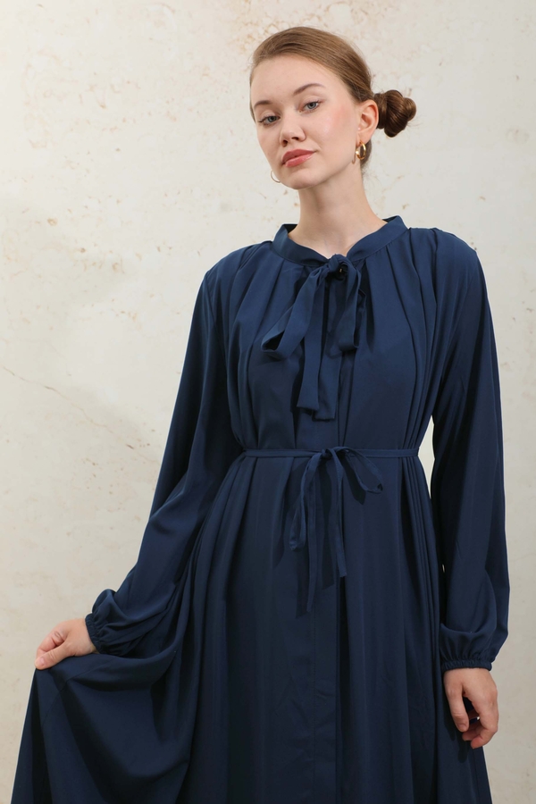 Omzu Pileli Fularlı Elbise Lacivert - 7