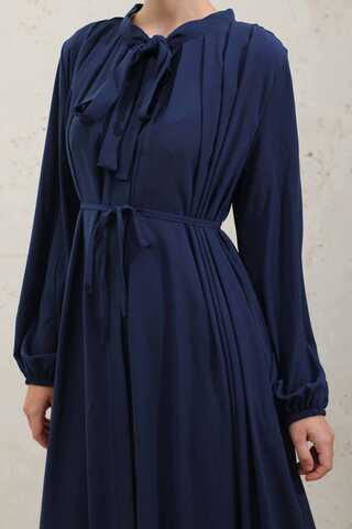 Omzu Pileli Fularlı Elbise Lacivert - 9