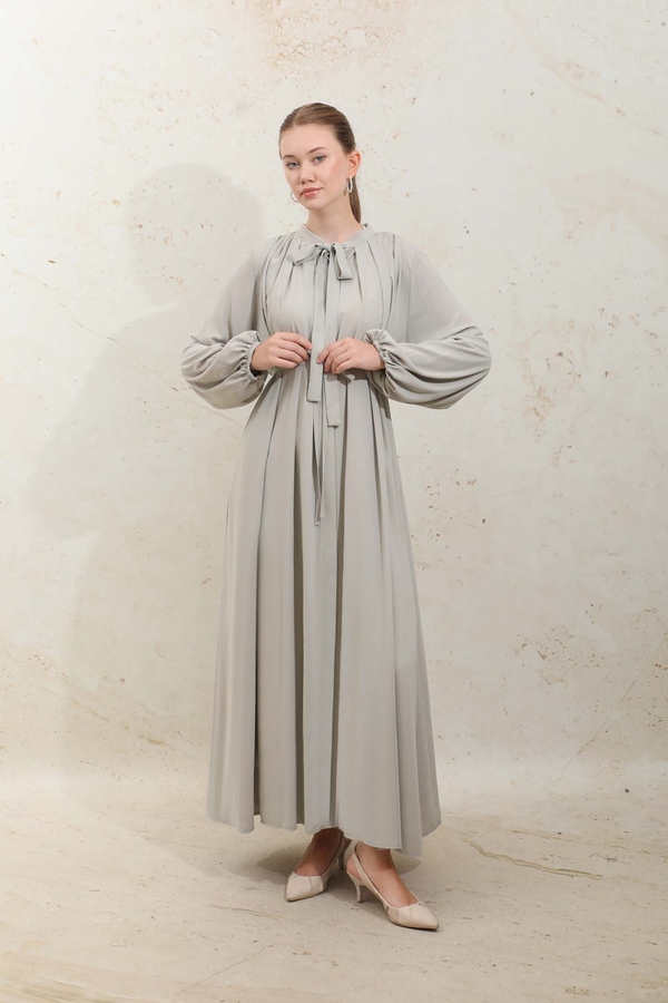 Omzu Pileli Fularlı Elbise Taş - 5