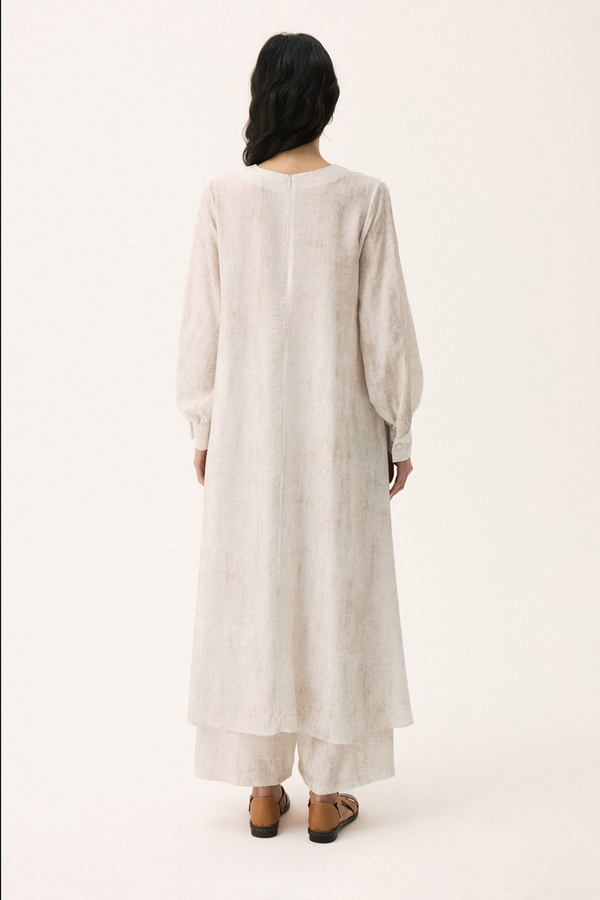 Önü Oval Kesim Takım Beyaz - 16