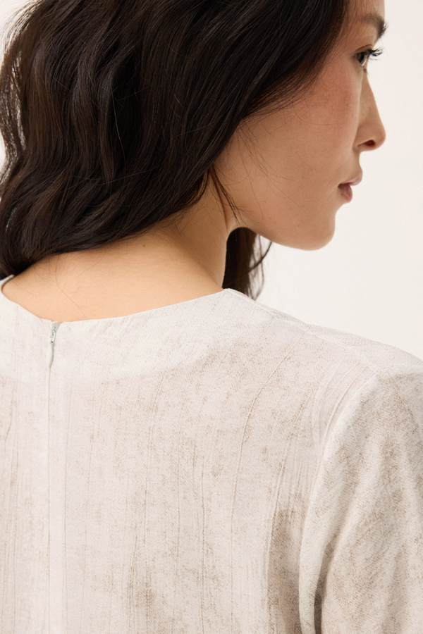 Önü Oval Kesim Takım Beyaz - 18