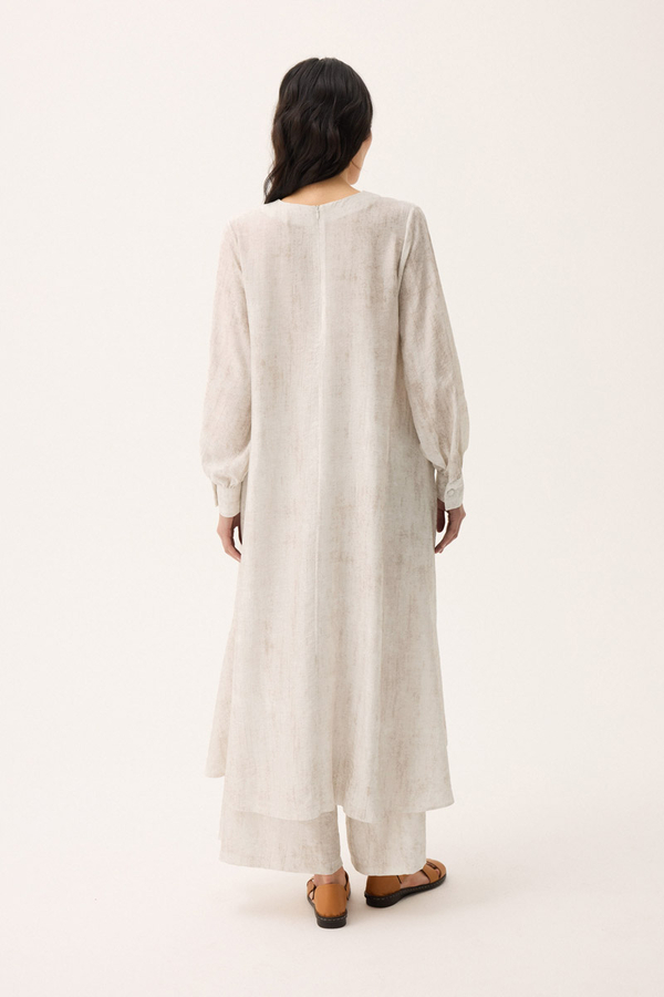 Önü Oval Kesim Takım Beyaz - 17