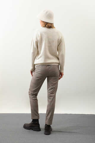 Önü Oval Kısa Kazak Krem - 6