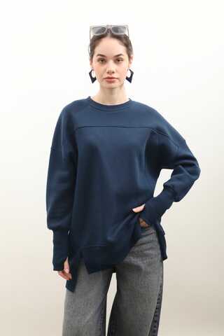 Parmak Geçirme Detaylı Sweatshirt Lacivert - 1