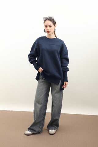 Parmak Geçirme Detaylı Sweatshirt Lacivert - 4