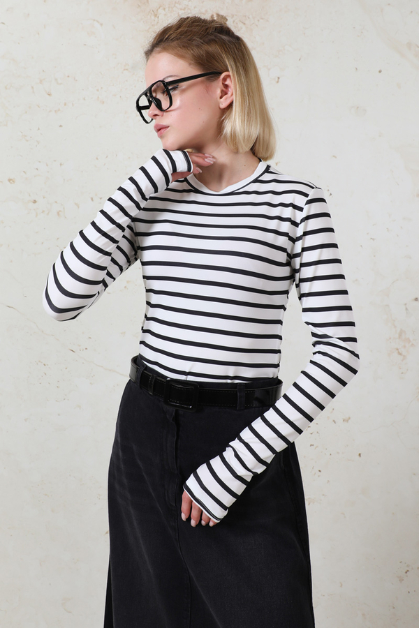 Parmaklı Çizgili Body Siyah - 4