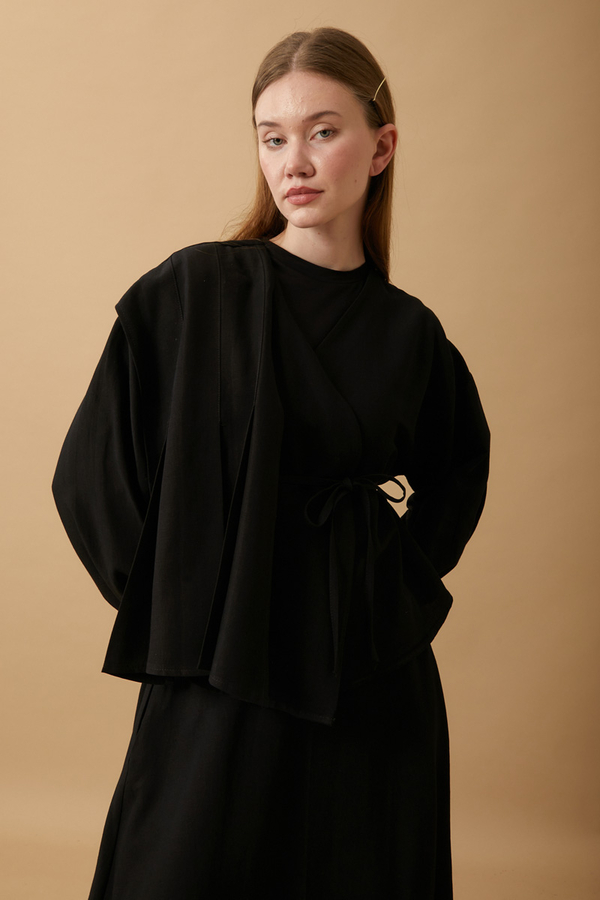 Pleated Panel Detail Skirt Set Black - 3