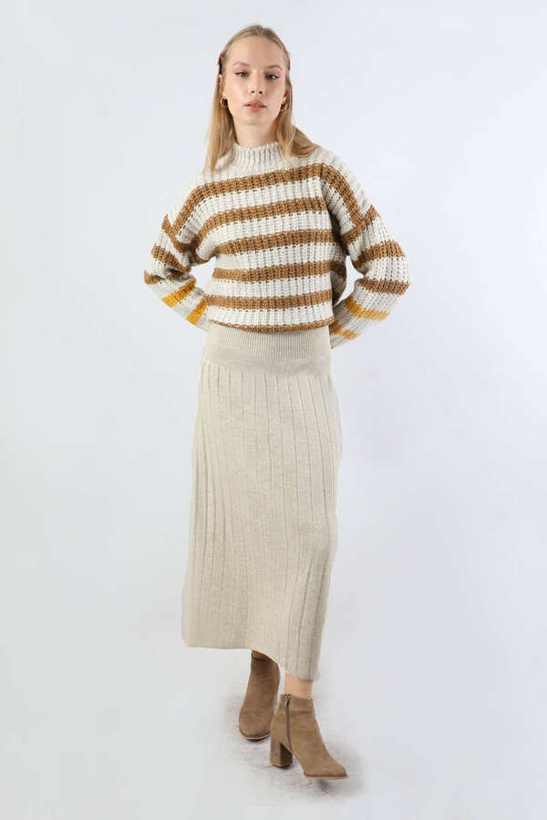 Pileli Tek Renk Etek Taş 