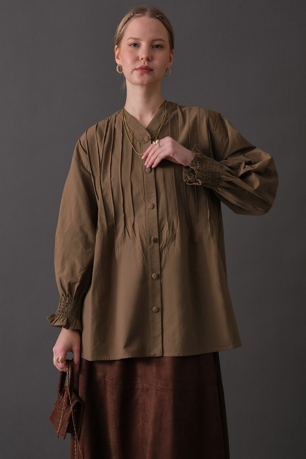 Pin-Tuck Cotton Shirt Taupe - 2